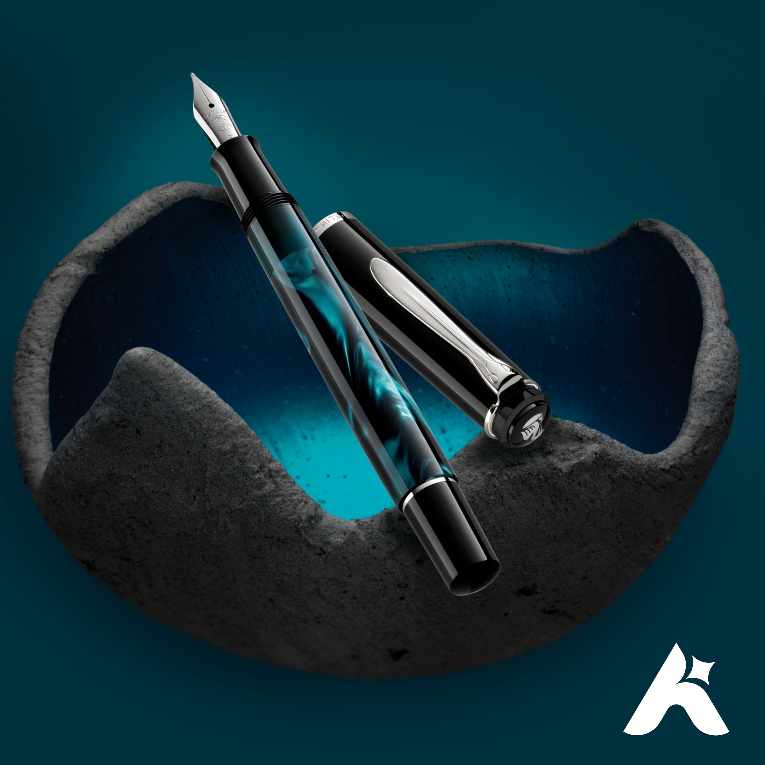Pelikan Classic M205 Petrol Marbled Fountain Pen